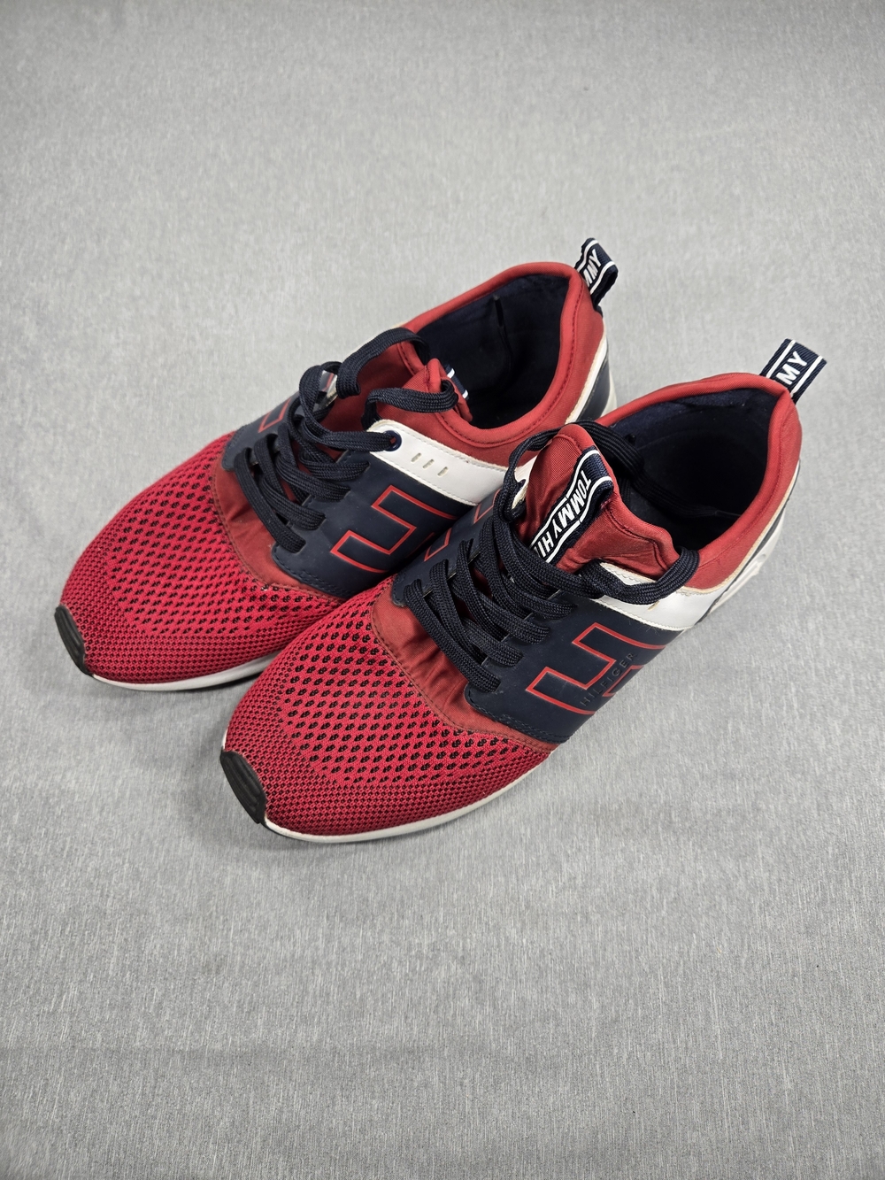 Tommy Hilfiger Red & Navy Athletic Sneakers